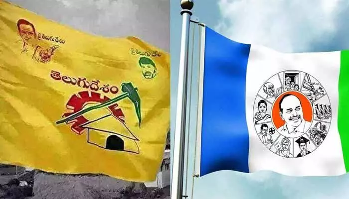 మాచర్లలో వైసీపీకి బిగ్ షాక్.. టీడీపీలో చేరిన 17 మంది కౌన్సిలర్లు మాచర్లలో వైసీపీకి బిగ్ షాక్.. టీడీపీలో చేరిన 17 మంది కౌన్సిలర్లు