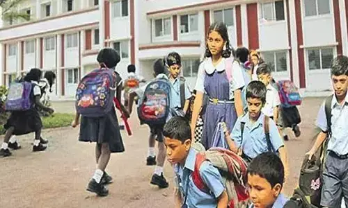 విద్యార్థులకు బిగ్ అలర్ట్.. ఉచిత ప్రవేశాలకు దరఖాస్తులు ఎప్పటి నుంచంటే?
