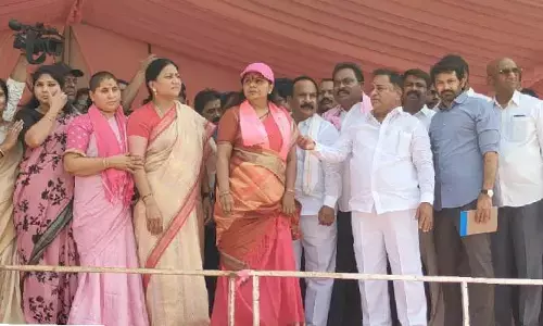 కాళేశ్వరం ఎండిపోయింది... పంటలు కాలిపోయాయి: కాంగ్రెస్ పై మండి పడ్డ కవిత