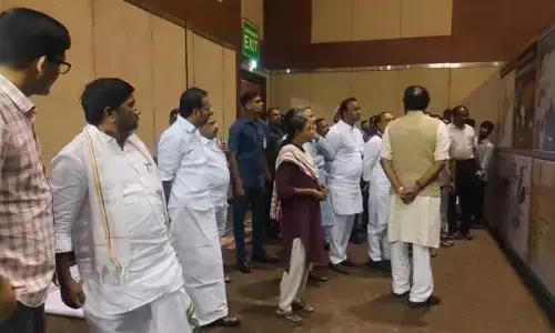 ప్రపంచానికి తెలంగాణ గొప్పతనాన్ని చెబుతాం: టీ.కాంగ్రెస్