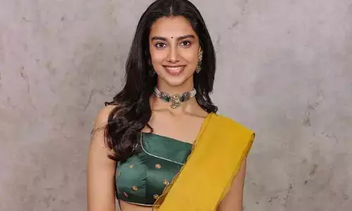 Meenakshi Chowdhury: నేనొక డెంటిస్ట్.. సినిమాల్లోకి ఎలా వచ్చానో నాకే తెలియదు.. షాకింగ్ కామెంట్స్ చేసిన యంగ్ హీరోయిన్
