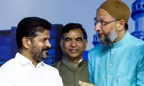 CM రేవంత్ శాంతి ర్యాలీలో అసదుద్దీన్ ఒవైసీ.. కాంగ్రెస్ నిరసనకు సంఘీభావం