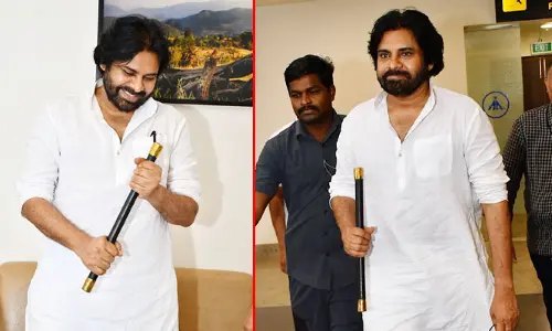 పవన్ కల్యాణ్ చేతిలో ‘కరుంగాలి కంబు’.. బహుకరించింది ఎవరో తెలుసా?