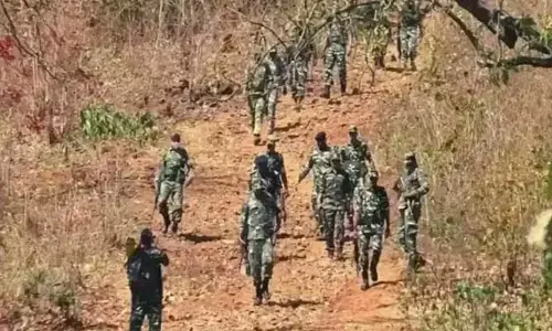 Chhattisgarh: ‘ఆపరేషన్ కర్రిగుట్ట’ ముగిసినట్లేనా!? ఆ కీలక అగ్రనేత సహా మావోయిస్టుల దళాలు ఎస్కేప్!