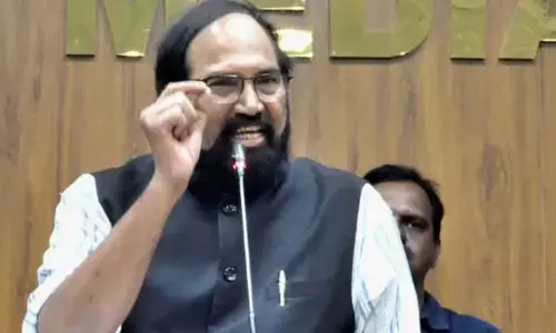 Uttam Kumar Reddy: కేసీఆర్ సర్కార్ నాసిరకం పనులతో కాళేశ్వరం నాశనం: ఉత్తమ్ కుమార్ రెడ్డి