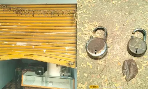 రెచ్చిపోతున్న దొంగలు..బంగారం, వెండి చోరీ..