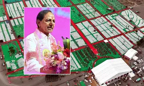 బీఆర్ఎస్ సభకు సర్వం సిద్ధం.. 500 మంది కూర్చునేలా మెయిన్ స్టేజ్