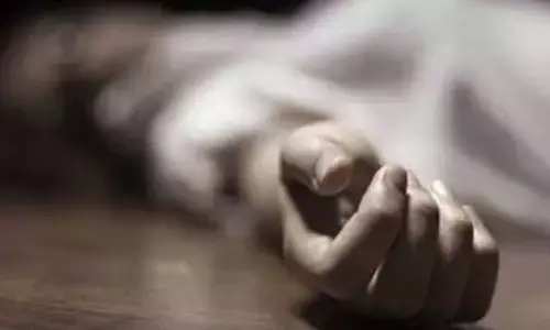 ఆస్తిలో చెల్లికి వాటా.. తల్లిదండ్రులను దారుణంగా చంపిన కుమారుడు