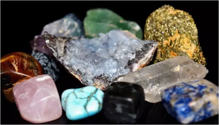 Most Expensive Elements In World: గోల్డ్ కాదు.. సిల్వర్ కాదు.. ప్రపంచంలో అత్యంత ఖరీదైన ఆభరణాలు ఇవే Most Expensive Elements In World: గోల్డ్ కాదు.. సిల్వర్ కాదు.. ప్రపంచంలో అత్యంత ఖరీదైన ఆభరణాలు ఇవే