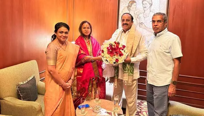 మంత్రి తుమ్మలతో జార్ఖండ్ వ్యవసాయశాఖ మంత్రి భేటీ మంత్రి తుమ్మలతో జార్ఖండ్ వ్యవసాయశాఖ మంత్రి భేటీ