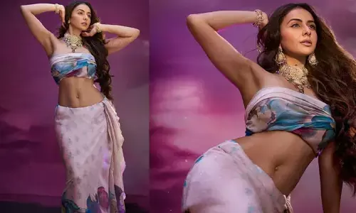 హెరిటేజ్ హంగులో రకుల్ గ్లామర్ అదుర్స్..