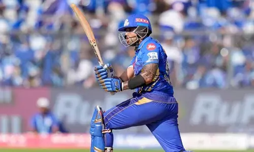 IPL 2025: మరోసారి రెచ్చిపోయిన ముంబై బ్యాటర్లు.. లక్నో ఎదుట భారీ టార్గెట్