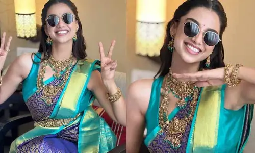 బ్లాక్ గాగూల్స్ పెట్టుకుని ట్రెడిషనల్ లుక్‌లో దర్శనమిచ్చిన మెగా బ్యూటీ.. వావ్ బ్యూటిఫుల్ అంటూ కామెంట్స్