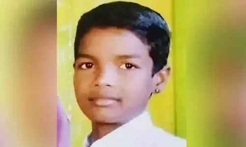 Tragedy: నగరంలో తీవ్ర విషాదం.. ఉరేసుకుని టెన్త్ విద్యార్థి బలవన్మరణం