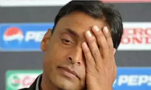 షోయబ్ అక్తర్‌కు భారీ షాక్.. ఇండియాలో అతని యూట్యూబ్ చానెల్‌పై నిషేధం