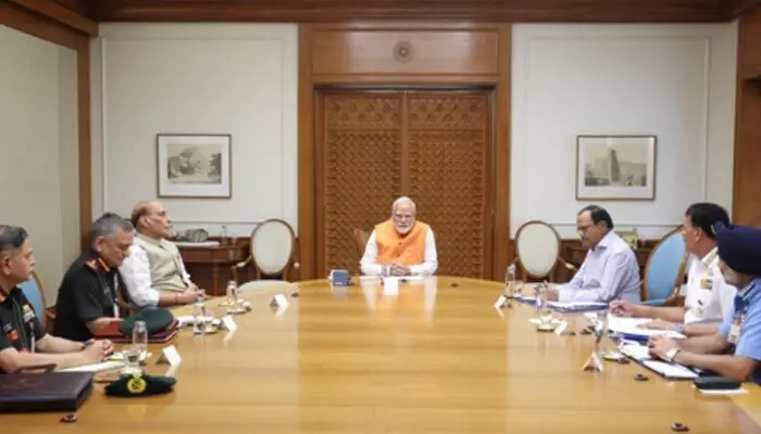 Pm modi: పహెల్గాం దాడికి ప్రతీకారం తీర్చుకోవాల్సిందే.. ప్రధాని మోడీ Pm modi: పహెల్గాం దాడికి ప్రతీకారం తీర్చుకోవాల్సిందే.. ప్రధాని మోడీ