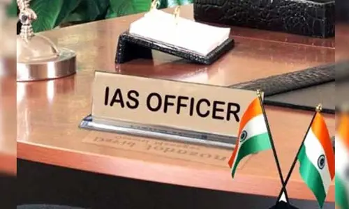 Transfers: ఆ ఐఏఎస్‌లపై సర్కార్ నజర్.. త్వరలోనే మళ్లీ భారీగా బదిలీలు!