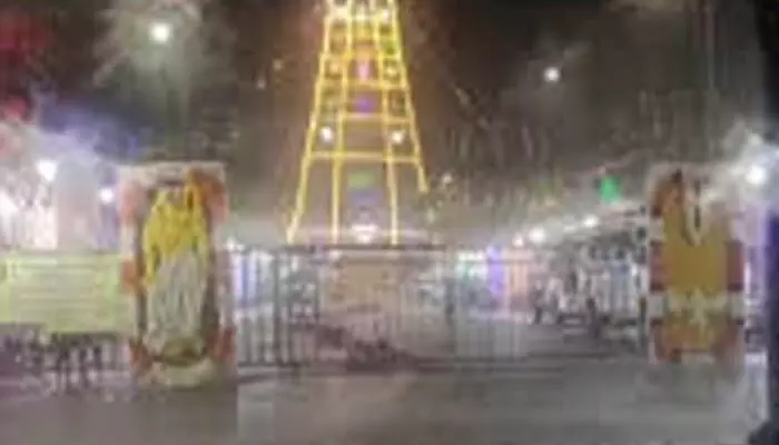 Heavy Rain: భక్తులకు బిగ్ అలర్ట్.. సింహాచలంలో మళ్లీ భారీ వర్షం Heavy Rain: భక్తులకు బిగ్ అలర్ట్.. సింహాచలంలో మళ్లీ భారీ వర్షం