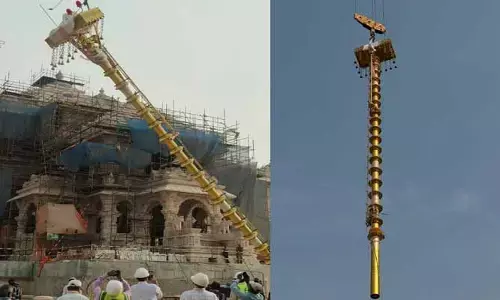 అయోధ్యలో అక్షయ తృతీయ వేడుకలు.. ఘనంగా ధ్వజస్తంభం ప్రతిష్టాపన