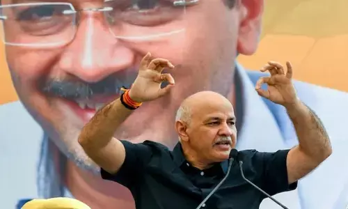 AAP: రూ.2 వేల కోట్ల స్కామ్‌.. ఆప్‌ నేతలపై ఏసీబీ కేసు