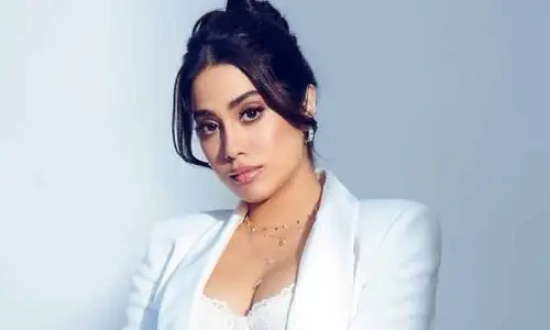 Janhvi Kapoor: కనీస అవగాహన లేకుండా చట్టవిరుద్ధంగా ప్రవర్తించడం భాధాకరం.. జాన్వీ కపూర్ పోస్ట్
