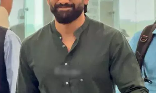 రగ్గడ్ లుక్ నుండి స్టైలిష్ లుక్ వరకు సూపర్ అనిపిస్తున్న అక్కినేని హీరో.. నెట్టింట వైరల్ అవుతున్న ఫొటోలు