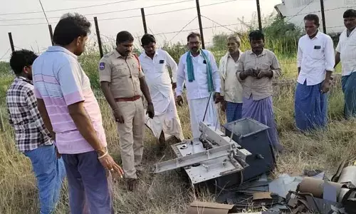 నిజాంపూర్ లిఫ్ట్ ఇరిగేషన్ ట్రాన్స్ఫార్మర్ ధ్వంసం.. కాపర్ కాయిల్, ఆయిల్ చోరీ