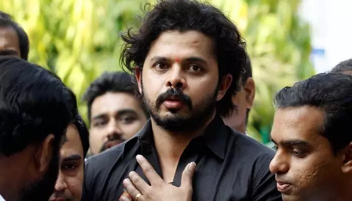 శ్రీశాంత్పై మూడేళ్లు సస్పెన్షన్ వేటు శ్రీశాంత్పై మూడేళ్లు సస్పెన్షన్ వేటు