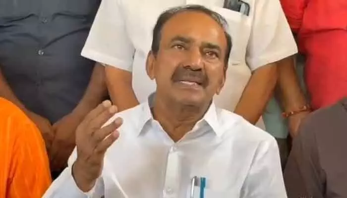 బంగాళాఖాతంలో కాంగ్రెస్ పార్టీ జనగనణ.. ఎంపీ ఈటల హాట్ కామెంట్స్ బంగాళాఖాతంలో కాంగ్రెస్ పార్టీ జనగనణ.. ఎంపీ ఈటల హాట్ కామెంట్స్