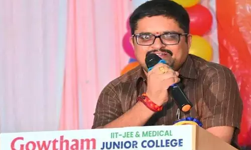 ఉత్తమ మార్కులు సాధించిన విద్యార్థులకు గౌతమ్ జూనియర్ కాలేజీలో ఉచిత విద్య..