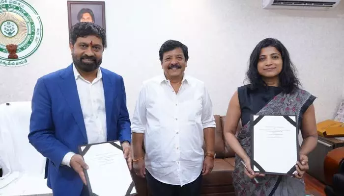 AP News:త్వరలోనే ఏపీకి ట్రాన్స్ మీడియా ఎంటర్టైన్మెంట్ సిటీ.. మంత్రి దుర్గేష్ వెల్లడి AP News:త్వరలోనే ఏపీకి ట్రాన్స్ మీడియా ఎంటర్టైన్మెంట్ సిటీ.. మంత్రి దుర్గేష్ వెల్లడి