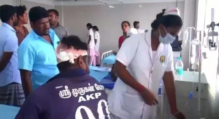 Tamil Nadu: తమిళనాడు జాలర్లపై శ్రీలంక సముద్రదొంగల దాడి Tamil Nadu: తమిళనాడు జాలర్లపై శ్రీలంక సముద్రదొంగల దాడి