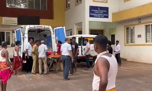 Tragedy: ఆలయంలో భారీ తొక్కిసలాట.. అక్కడికక్కడే ఆరుగురు దుర్మరణం