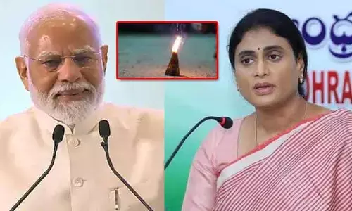 చిచ్చు బుడ్డి తుస్సుమంది: ప్రధాని మోడీపై షర్మిల సెటైర్లు