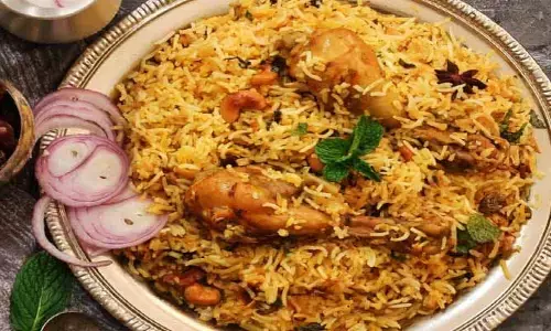 Unlimited Biryani: బిర్యానీ లవర్స్‌కి బంపరాఫర్.. కేవలం రూ.10 లకే తిన్నంత బిర్యానీ.. ఎక్కడంటే?