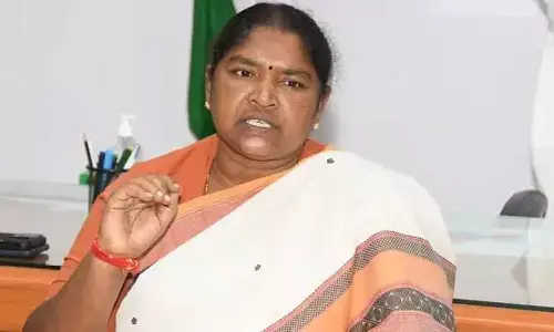 Seethakka మిమ్మల్ని వదిలేది లేదు.. బీఆర్ఎస్ నేతలకు సీతక్క వార్నింగ్