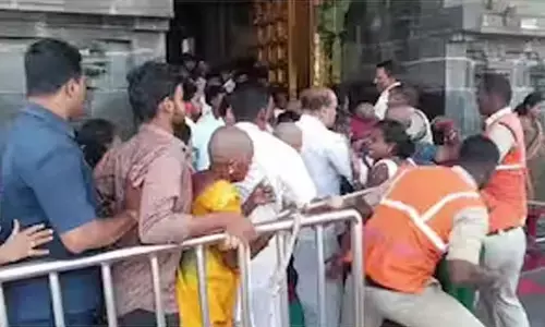 Tirumala News:తిరుమల క్యూ లైన్‌లో అపశ్రుతి.. అసలు ఏం జరిగిందంటే?