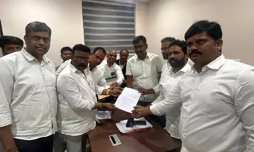 కేటీఆర్, హరీశ్‌ రావు కృష్ణార్జుల లెక్క.. వారిని ఎవరూ విడదీయలేరు: MLC