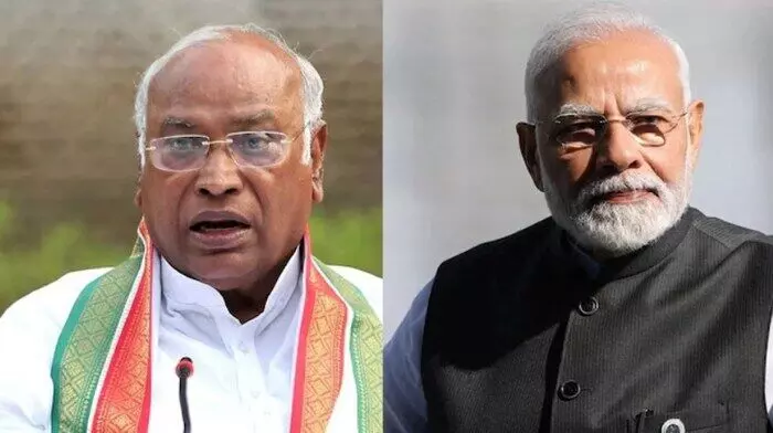 పాక్ను కూడా చేసింది.. మీరు మాత్రం పార్లమెంట్ సెషన్ పెట్టరా? మోడీకి ఖర్గే ప్రశ్న పాక్ను కూడా చేసింది.. మీరు మాత్రం పార్లమెంట్ సెషన్ పెట్టరా? మోడీకి ఖర్గే ప్రశ్న