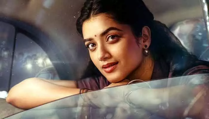 Bhagyashree Borse: బర్త్డే స్పెషల్ ట్రీట్.. భాగ్యశ్రీ బోర్సే సినిమాల నుంచి వరుస అప్డేట్స్ Bhagyashree Borse: బర్త్డే స్పెషల్ ట్రీట్.. భాగ్యశ్రీ బోర్సే సినిమాల నుంచి వరుస అప్డేట్స్