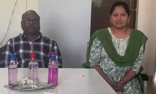 ములుగు జెడ్పీ ఆఫీసులో ఏసీబీ దాడి.. లంచం తీసుకుంటూ పట్టుబడ్డ సూపరింటెండెంట్