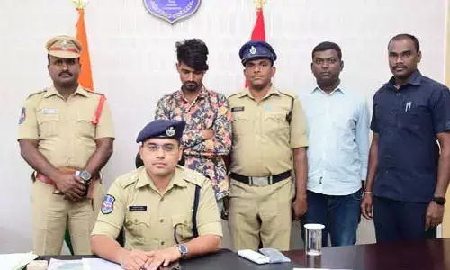 గంజాయి కేసుల్లో పరారీలో ఉన్న వ్యక్తి అరెస్ట్