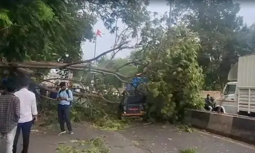 Gujarat: గుజరాత్‌లో భారీ వర్షాలు.. తీవ్ర హెచ్చరికలు జారీ చేసిన ఐఎండీ