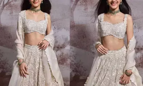 చీరలో సితార.. ఏముంది మామ.. ఫొటోలు వైరల్