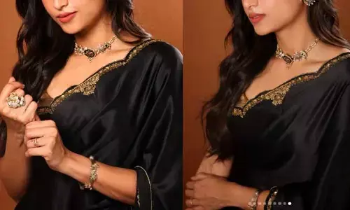 ఒక మధురమైన విజయం అంటూ శారీ ఫొటోస్ షేర్ చేసిన నాని హీరోయిన్.. గార్జియస్ అంటూ కామెంట్స్