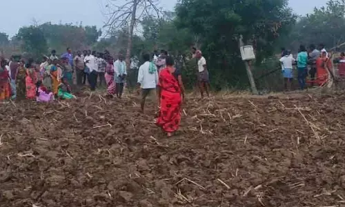 కుటుంబ కలహాలతో బావిలో దూకి వివాహిత ఆత్మహత్య