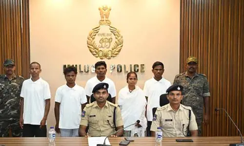 ఐదుగురు మావోయిస్టులు లొంగింపు
