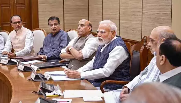 ఐక్యంగా నిలబడాల్సిన సమయం : ప్రతిపక్షాలకు ప్రధాని రిక్వెస్ట్ ఐక్యంగా నిలబడాల్సిన సమయం : ప్రతిపక్షాలకు ప్రధాని రిక్వెస్ట్