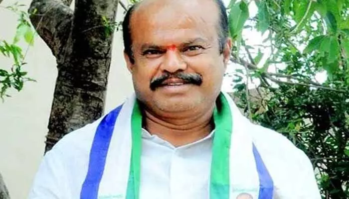 వైసీపీ నేత హత్యకేసులో సంచలన తీర్పు వైసీపీ నేత హత్యకేసులో సంచలన తీర్పు