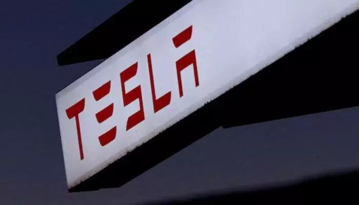 Tesla: టెస్లా ఇండియా కంట్రీ హెడ్ పదవికి ప్రశాంత్ మీనన్ రాజీనామా Tesla: టెస్లా ఇండియా కంట్రీ హెడ్ పదవికి ప్రశాంత్ మీనన్ రాజీనామా